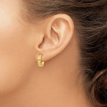 Load image into Gallery viewer, LADIES'S EARRING - HOOPS | Y7910